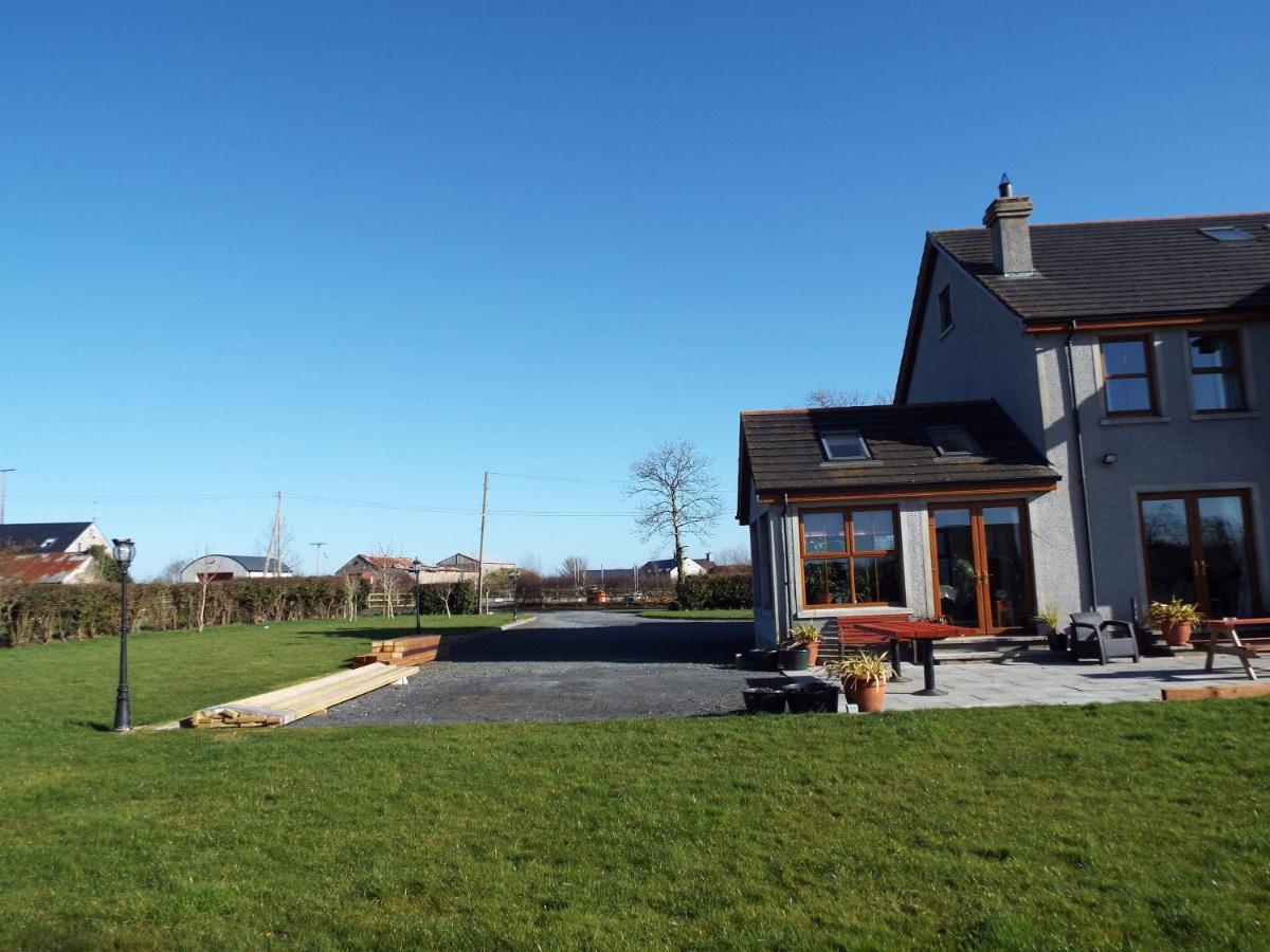 Knockalla Luxury Property With Hot Tub Suitable For Families Villa Portadown Exterior photo